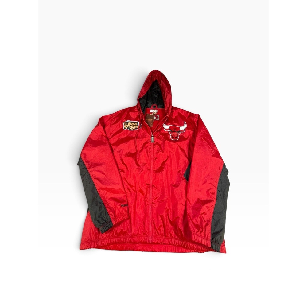 Mitchell & Ness Chicago Bulls 1996 NBA Finals Windbreaker Jacket Red Mens XL